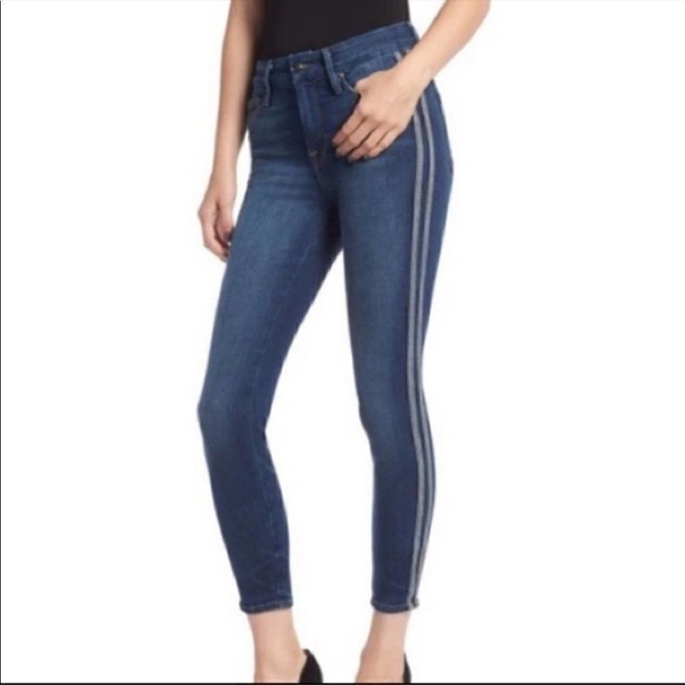 EUC GOOD AMERICAN SIDE STRIPE 6 / 28 SKINNY JEANS